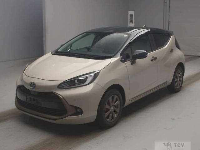 2024 Toyota AQUA