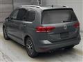 2019 Volkswagen Golf Touran