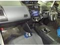 2016 Toyota PRIUS α