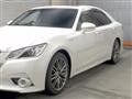 2014 Toyota Crown Hybrid