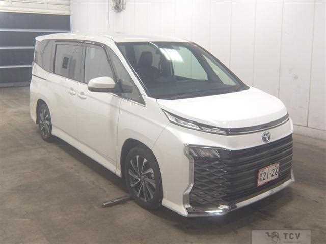 2023 Toyota Voxy