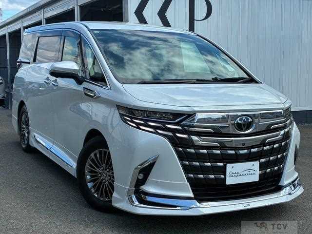 2023 Toyota Alphard Hybrid