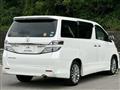 2013 Toyota Vellfire