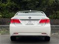 2016 Toyota Crown Hybrid