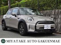 2022 BMW MINI