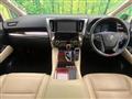 2015 Toyota Alphard Hybrid