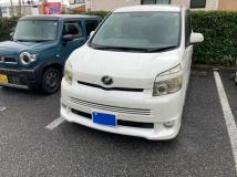 2008 Toyota Voxy