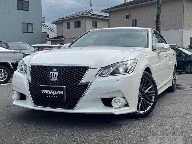 2013 Toyota Crown
