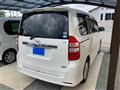 2012 Toyota Noah
