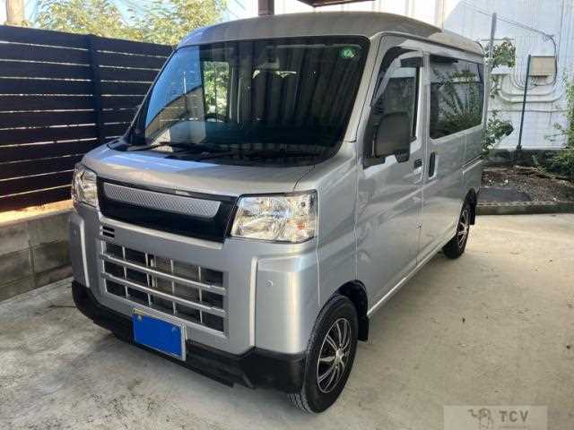 2022 Daihatsu Hijet Cargo