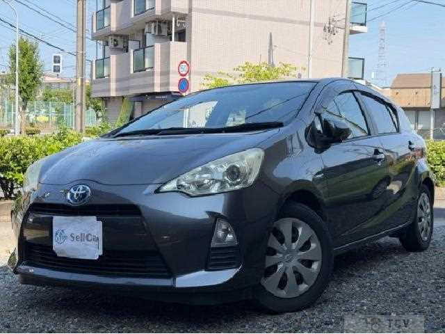 2013 Toyota AQUA