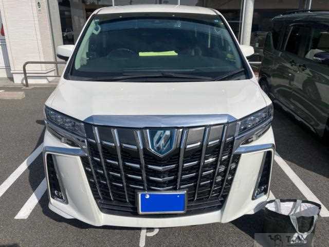 2022 Toyota Alphard Hybrid