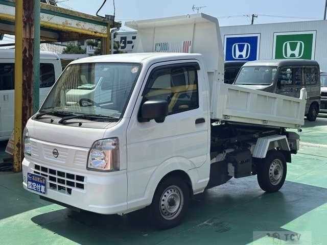 2025 Nissan Clipper Truck