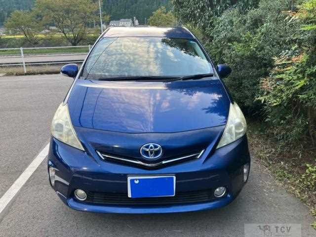 2012 Toyota PRIUS α