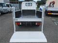 2016 Isuzu Elf Truck