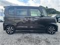 2017 Honda N BOX
