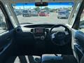 2011 Daihatsu Tanto