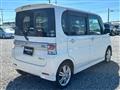 2011 Daihatsu Tanto