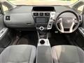 2011 Toyota PRIUS α