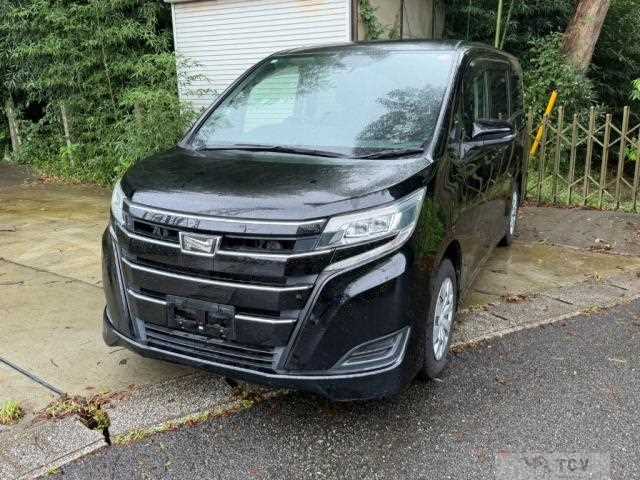 2018 Toyota Noah