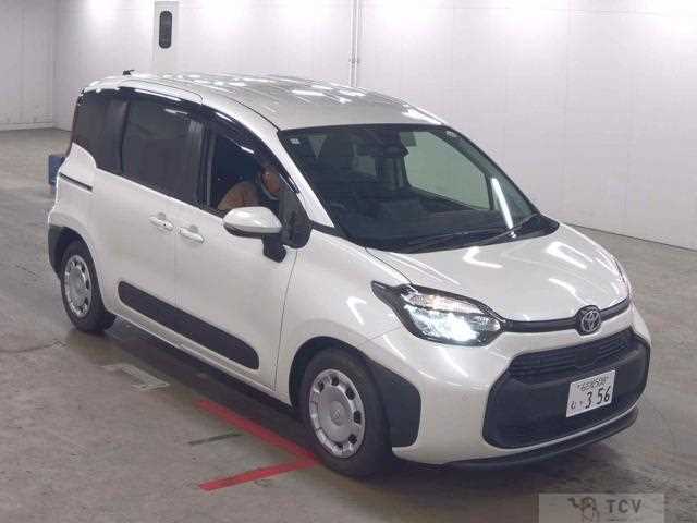 2022 Toyota Sienta