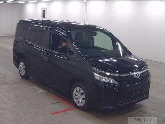 2017 Toyota Voxy