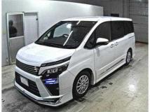 2017 Toyota Voxy