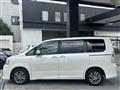 2012 Toyota Voxy