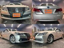 2013 Toyota Crown Hybrid