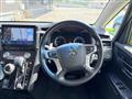 2019 Mitsubishi Delica D5