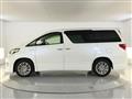 2014 Toyota Alphard Hybrid