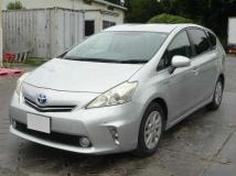 2013 Toyota PRIUS α