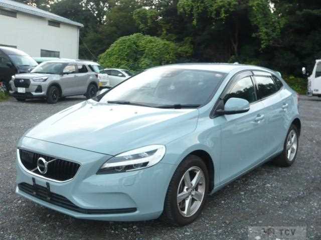 2016 Volvo V40