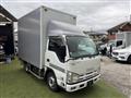 2013 Isuzu Elf Truck