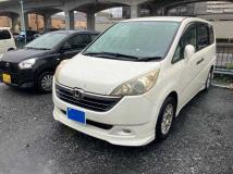 2005 Honda Step WGN