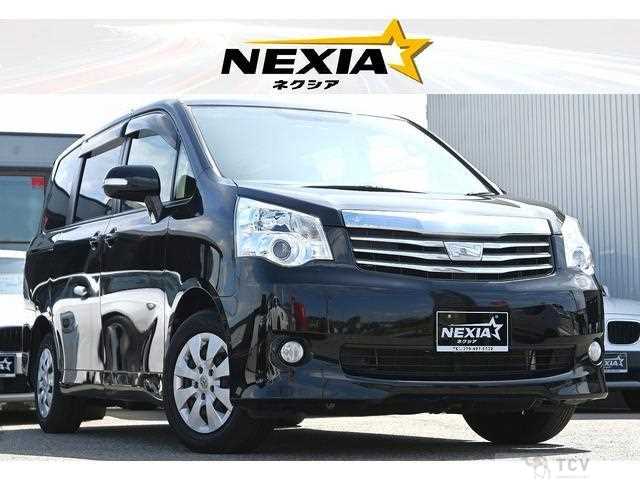 2013 Toyota Noah