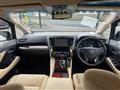 2016 Toyota Alphard Hybrid