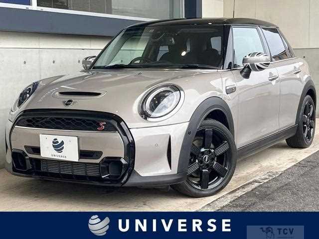2021 BMW MINI