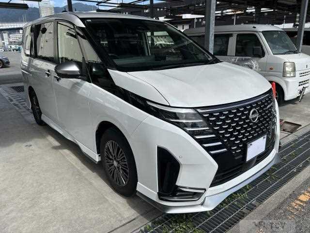 2023 Nissan Serena