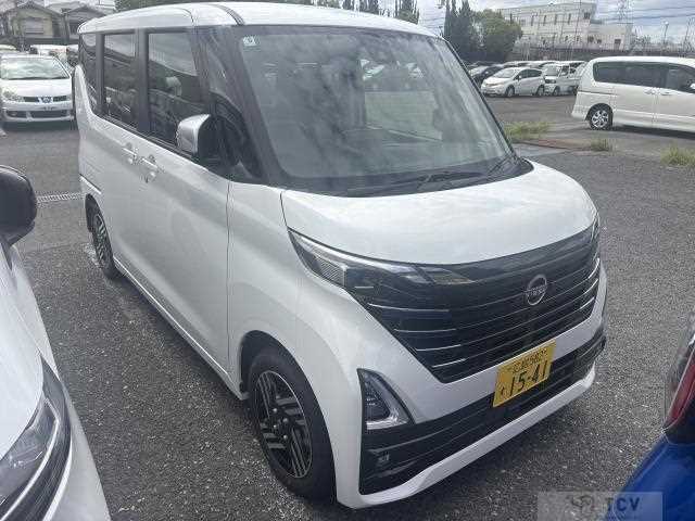2025 Nissan ROOX