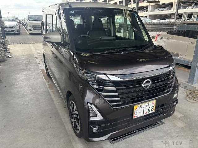 2025 Nissan ROOX