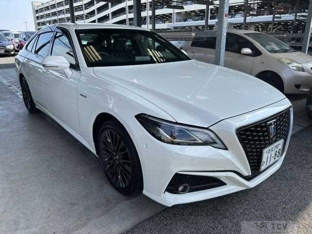 2020 Toyota Crown Hybrid