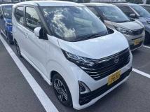 2025 Nissan Nissan Others