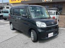 2017 Daihatsu Tanto