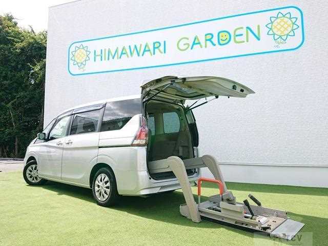 2017 Nissan Serena