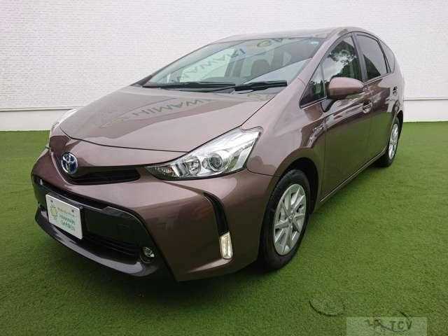 2015 Toyota PRIUS α