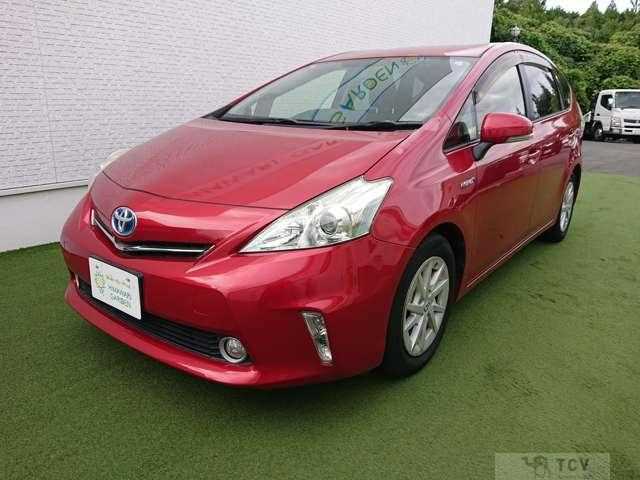 2012 Toyota PRIUS α