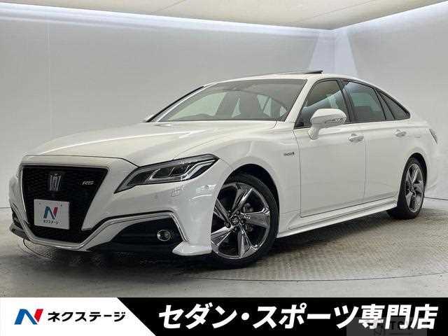2018 Toyota Crown Hybrid