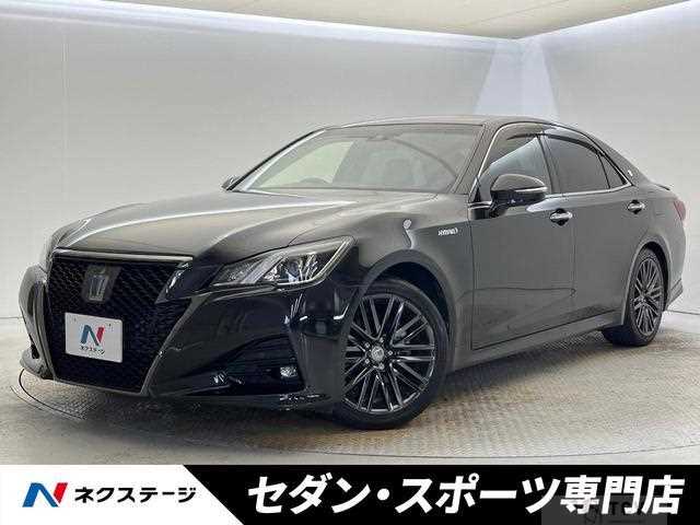 2017 Toyota Crown Hybrid