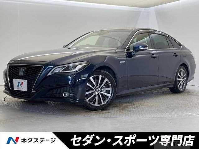 2019 Toyota Crown Hybrid